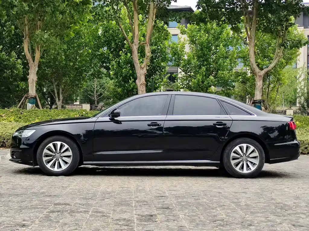 Audi A6L 2018 — фото 8