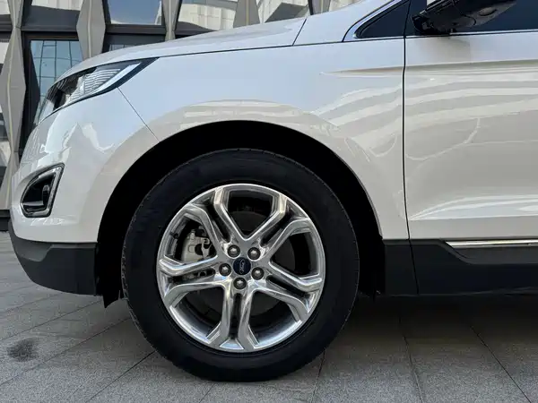 Ford Edge 2016
