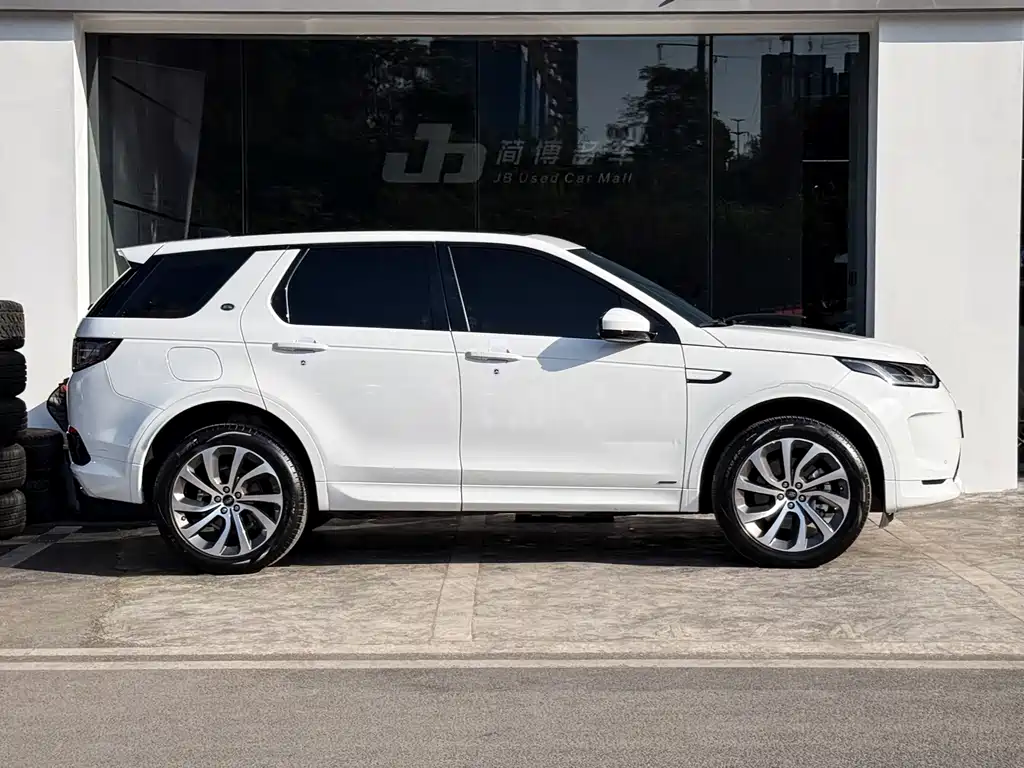 Land Rover Discovery Sport 2021 — фото 8