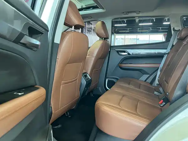 Geely Vision X6 2021