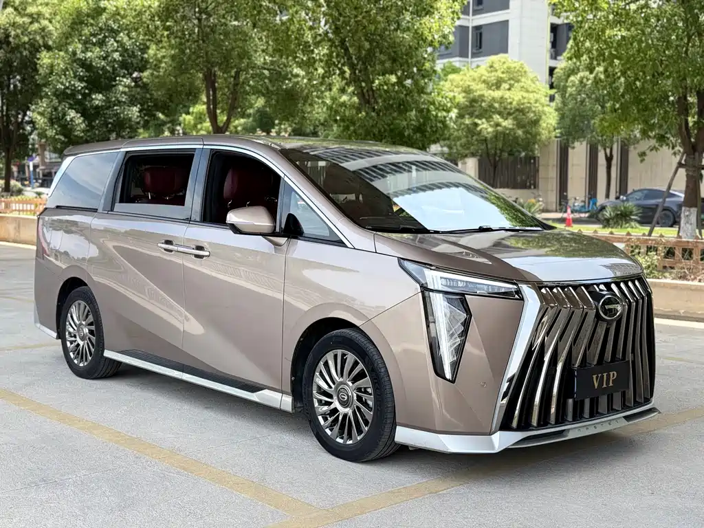 GAC Motor Trumpchi M8 2023 — фото 1