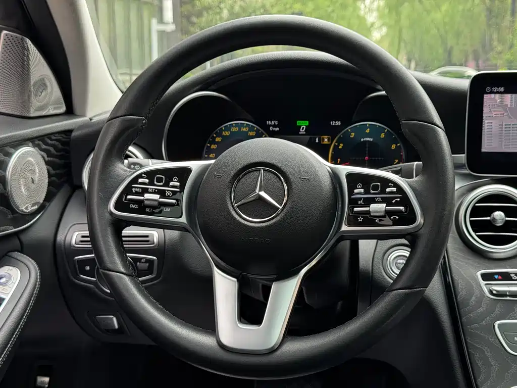 Mercedes-Benz C-Class 2019 — фото 15