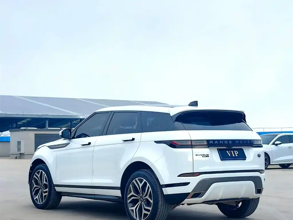 Land Rover Evoque 2020 — фото 16