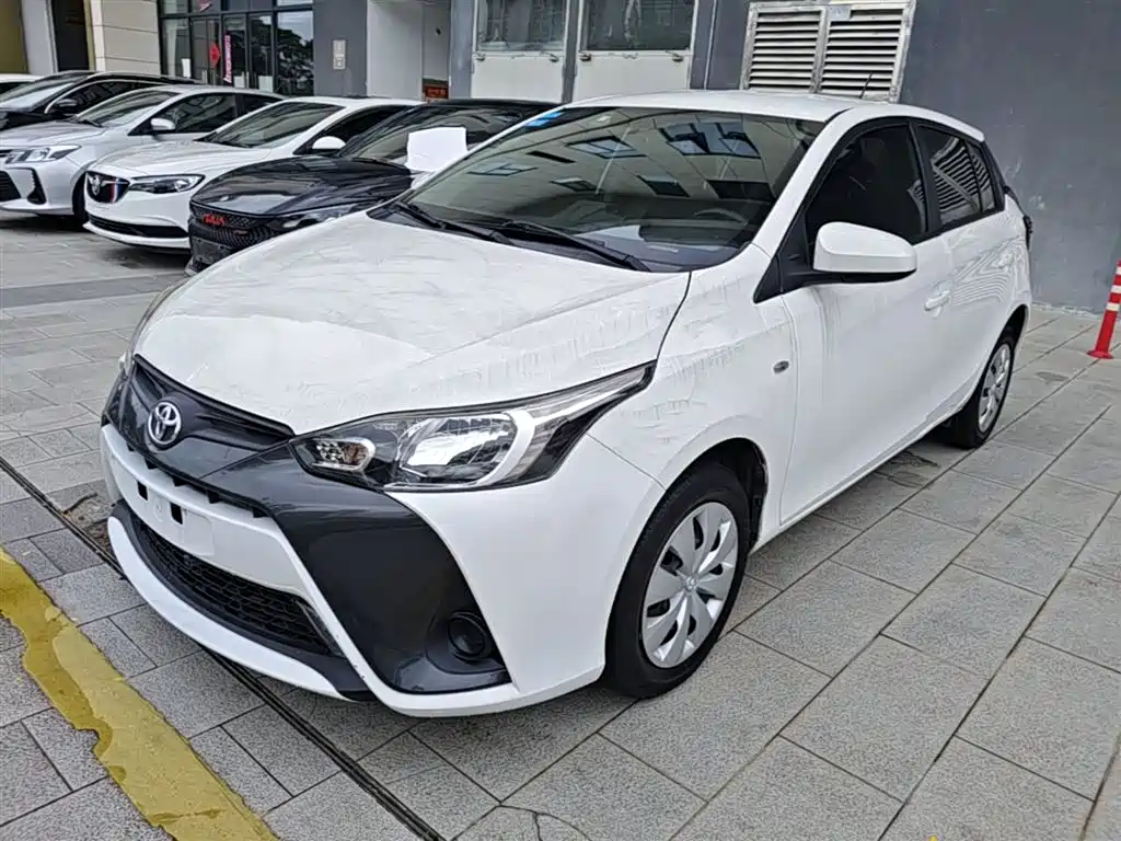 Toyota Yaris L 2019 — фото 2