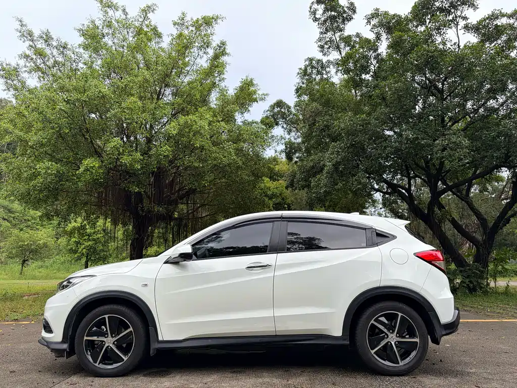 Honda Vezel 2020 — фото 4