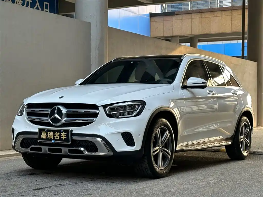 Mercedes-Benz GLC 2021 — фото 1