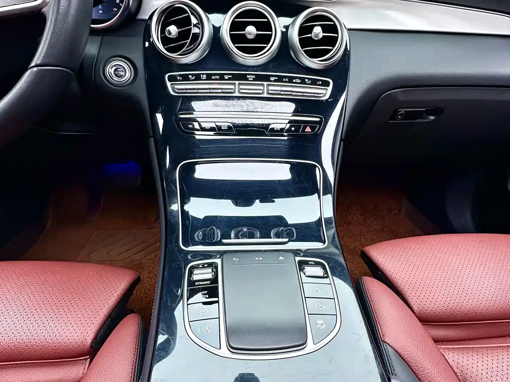 Mercedes-Benz GLC 2022 — фото 12