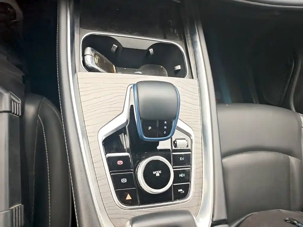 Chery Tiggo New Energy 8 PRO 2023 — фото 14