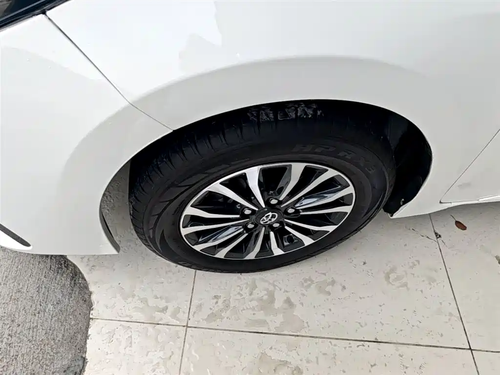 Toyota Corolla 2019 — фото 22