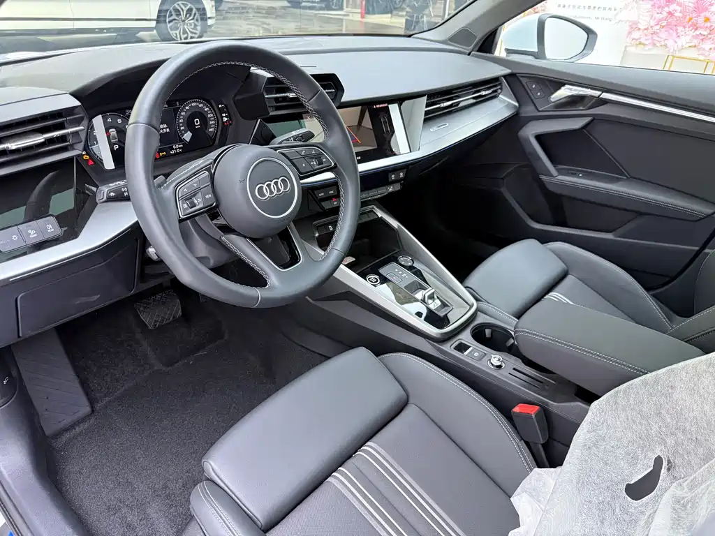 Audi A3 2026 — фото 12