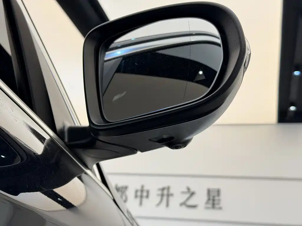 Mercedes-Benz GLC 2019 — фото 15
