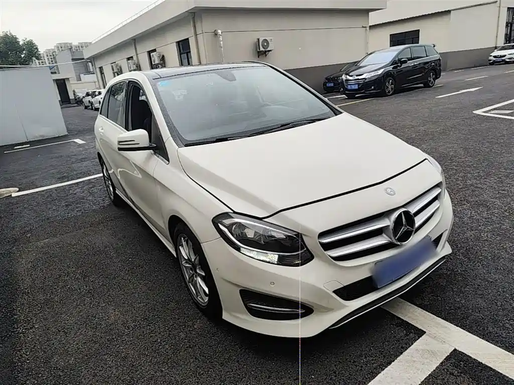 Mercedes-Benz B-Class 2015 — фото 4