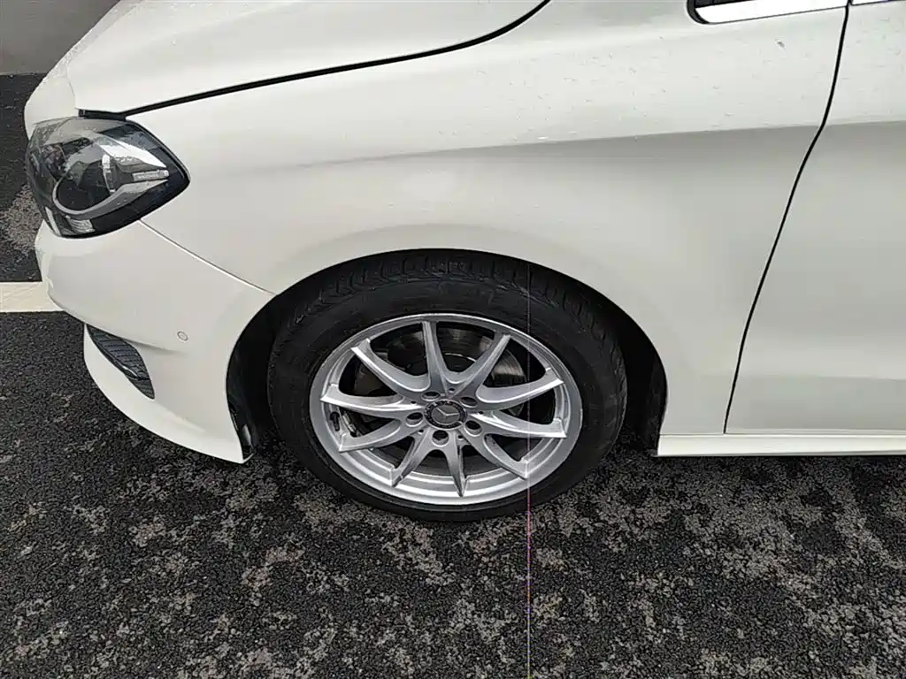 Mercedes-Benz B-Class 2015 — фото 23
