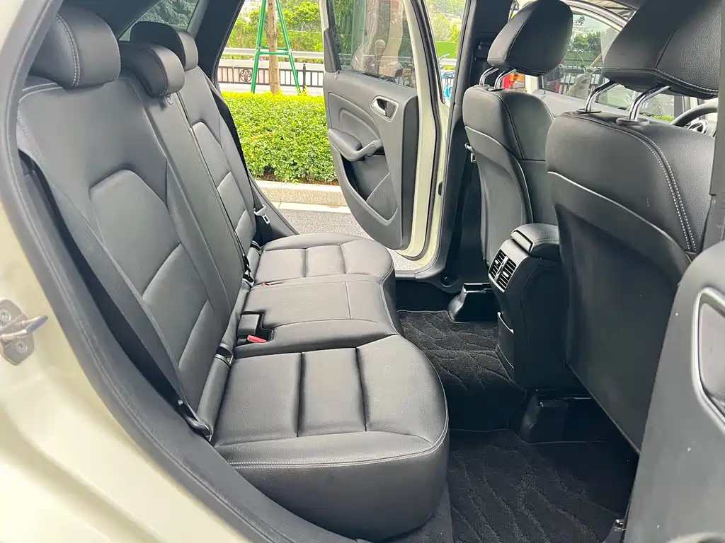 Mercedes-Benz B-Class 2018 — фото 17