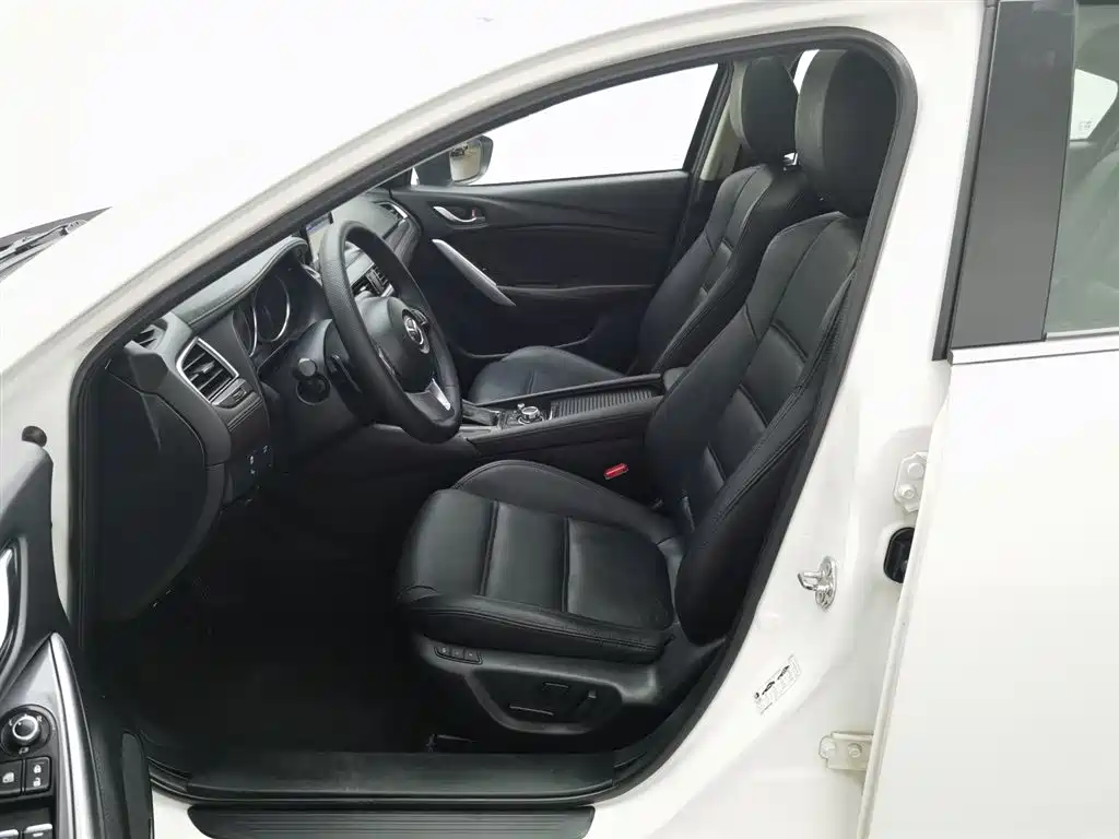 Mazda Atenza 2017 — фото 10