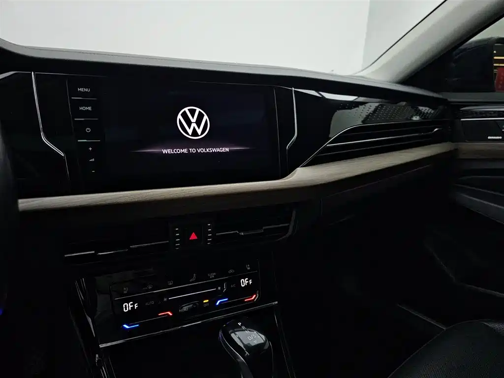 Volkswagen Passat 2020 — фото 8
