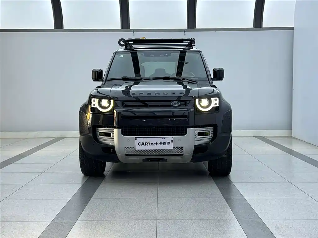 Land Rover Defender 2023 — фото 3