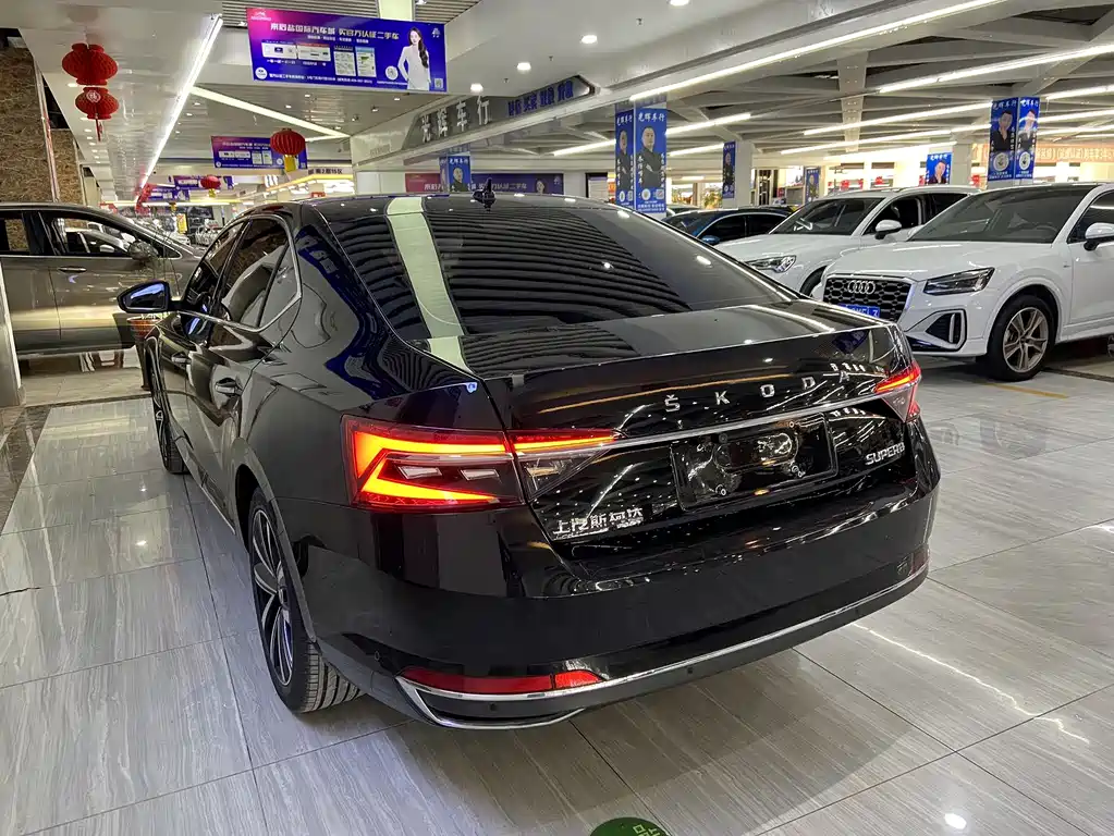 Skoda Superb 2023