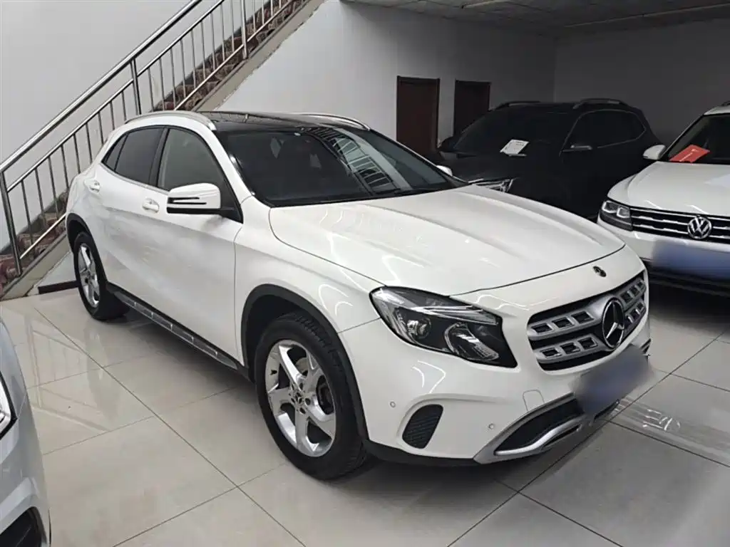 Mercedes-Benz GLA 2017 — фото 22