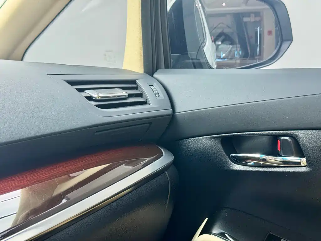 Toyota Alphard 2015 — фото 11