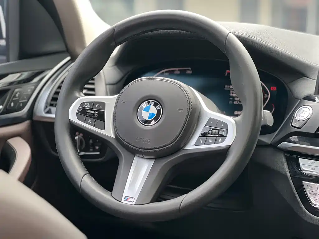 BMW X3 2020 — фото 12