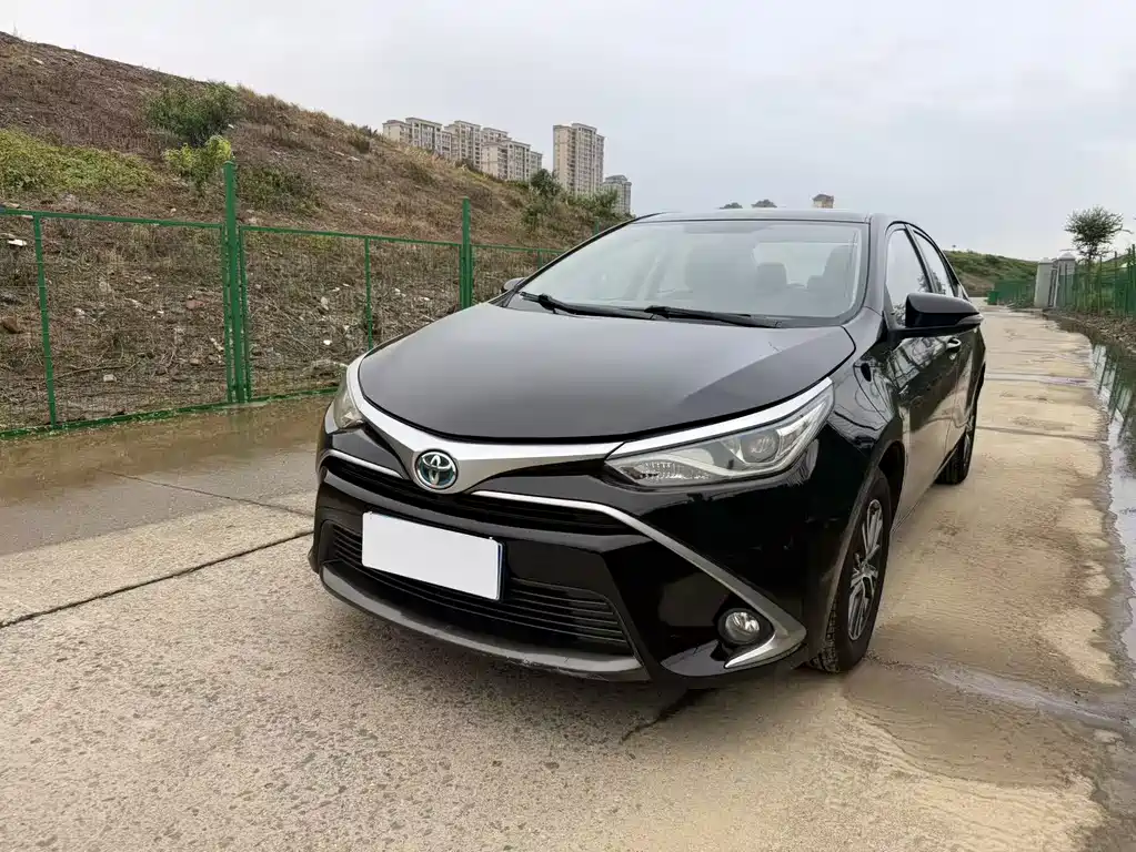 Toyota Levin 2017 — фото 1