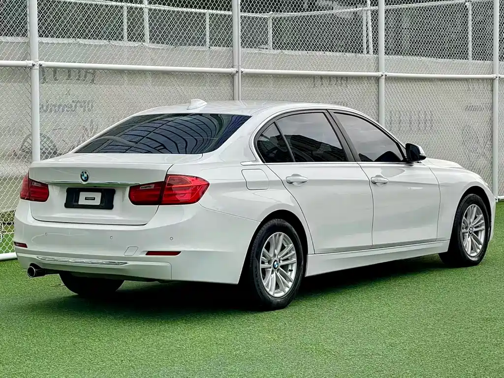 BMW 3 Series 2013 — фото 4