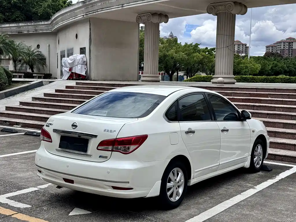 Nissan Sylphy 2018 — фото 11