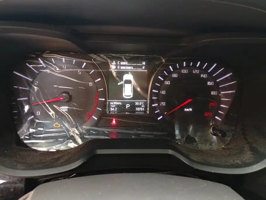 GAC Trumpchi GS4 2015 — фото 14