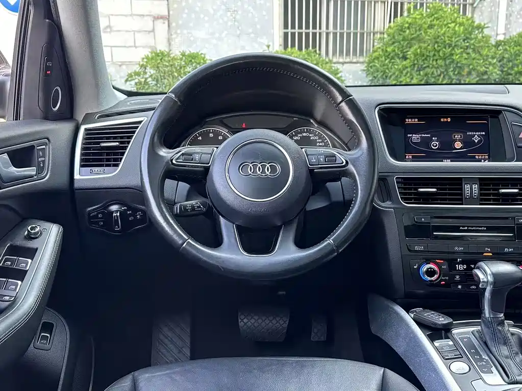 Audi Q5 2015 — фото 6