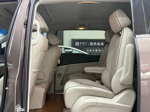 Buick GL8 2022