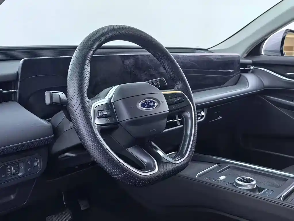 Ford Mondeo 2025 — фото 16