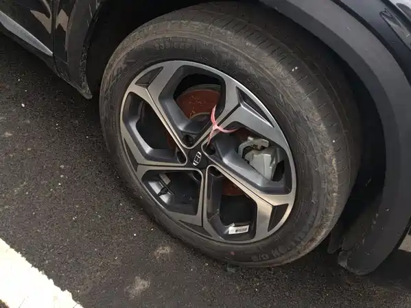 Geely Xingyue L 2025