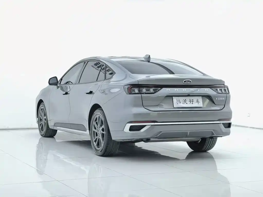 Ford Mondeo 2025 — фото 31
