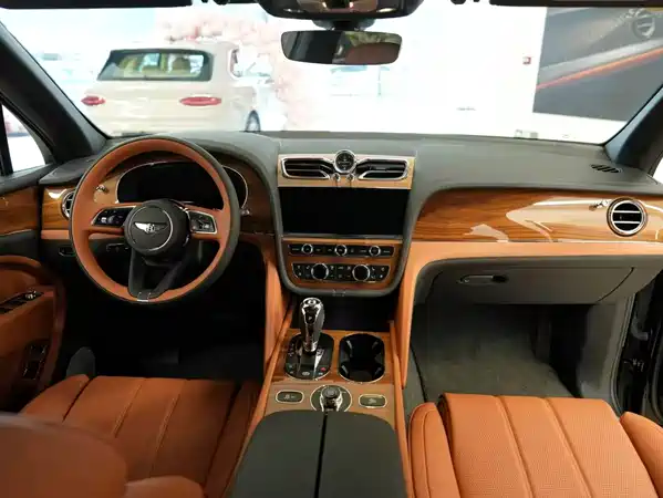 Bentley Bentayga 2025