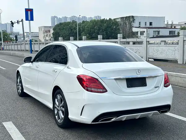 Mercedes-Benz C-Class 2017