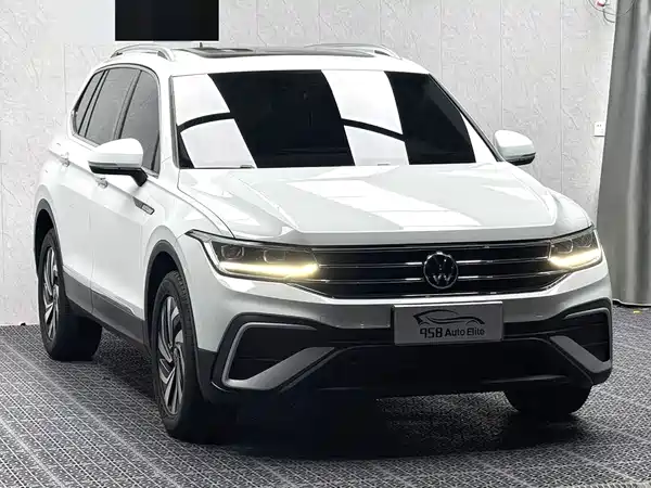 Volkswagen Tiguan L 2023