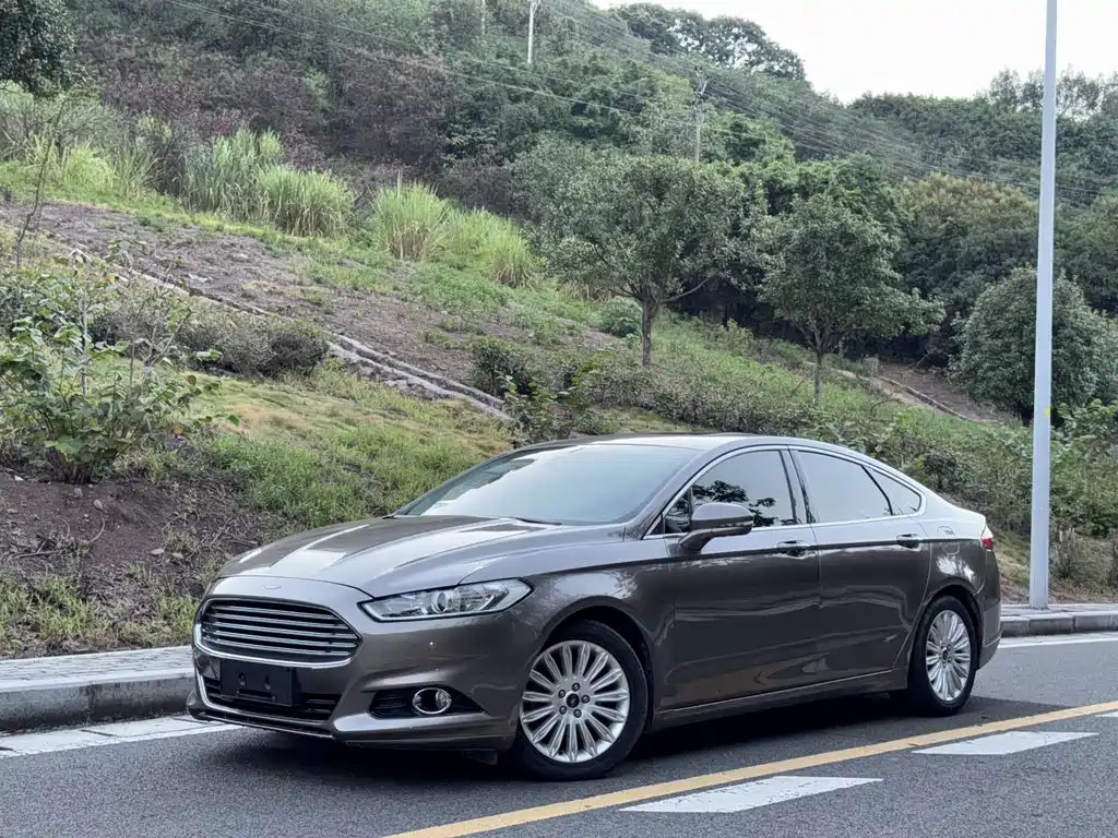 Ford Mondeo 2014