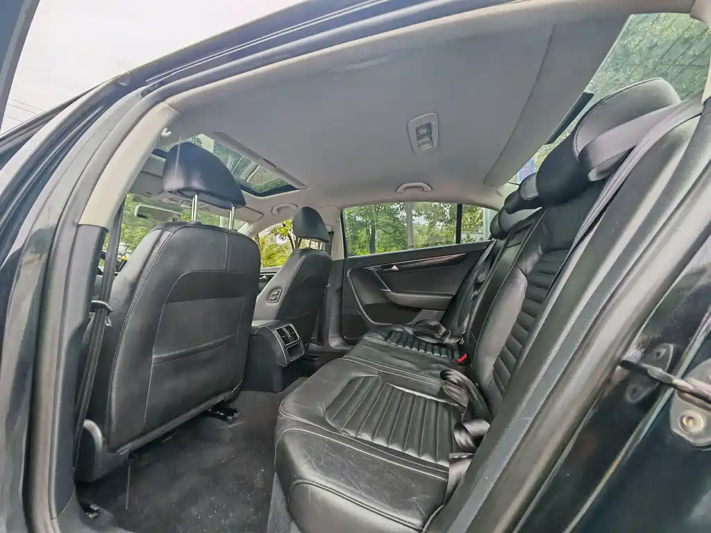 Volkswagen Magotan 2014