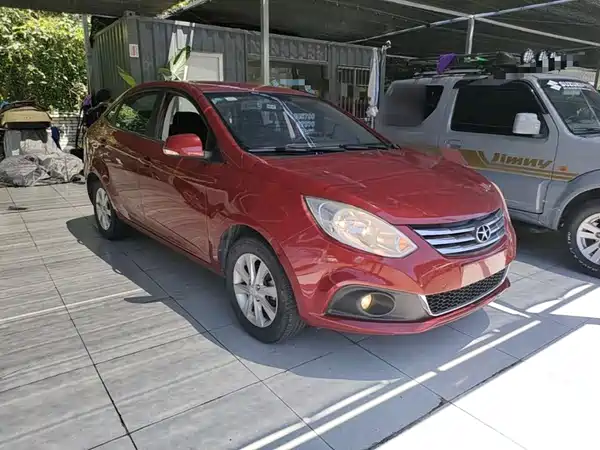 JMC Heyue A30 2015