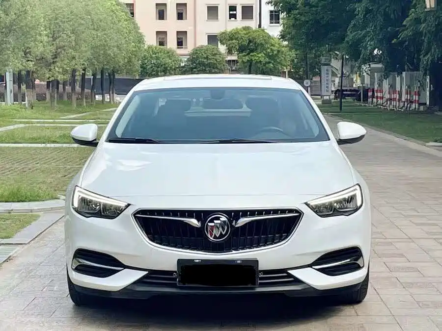 Buick Regal 2019 — фото 2
