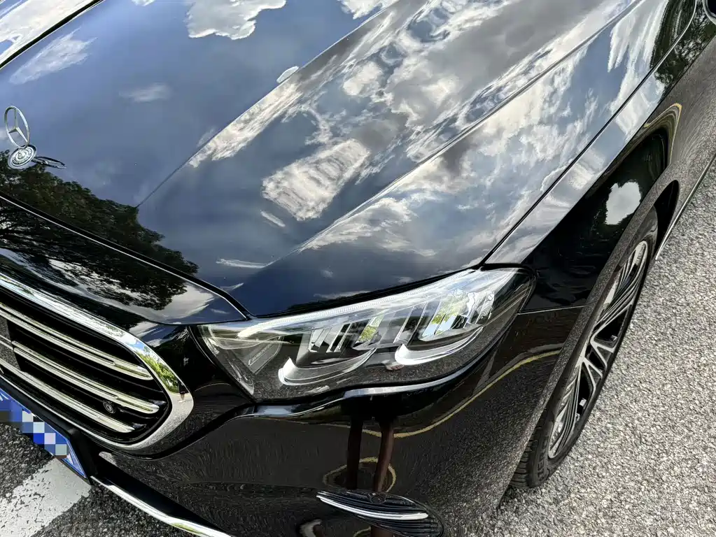 Mercedes-Benz E-Class 2025 — фото 18