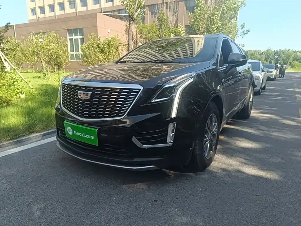 Cadillac XT5 2020 — фото 1