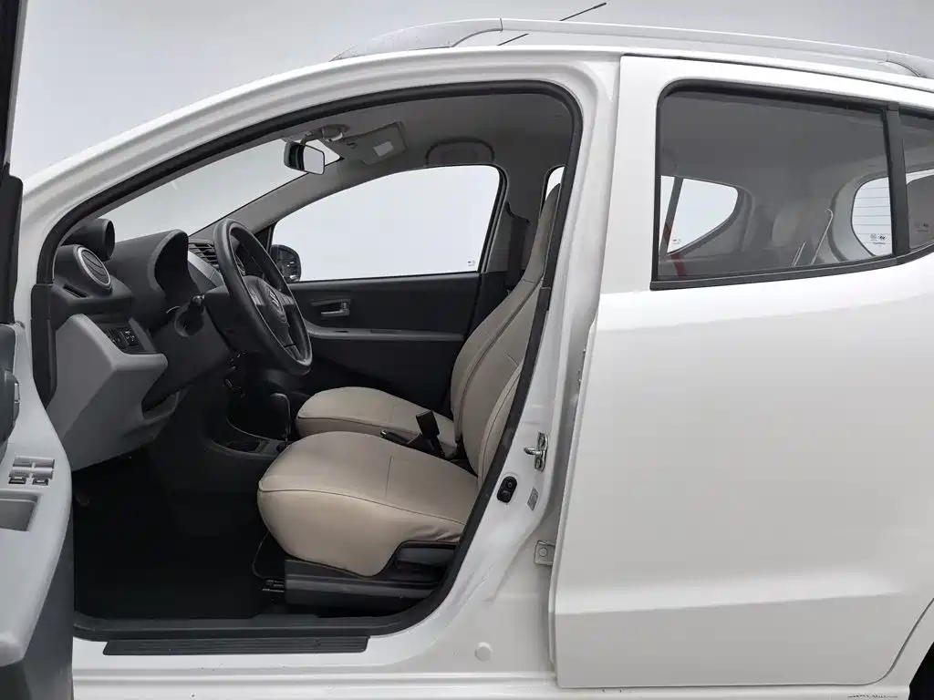 Suzuki Alto 2014 — фото 10