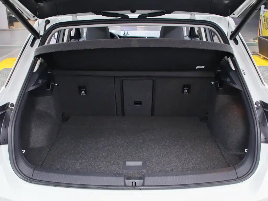 Volkswagen T-Roc 2022 — фото 18
