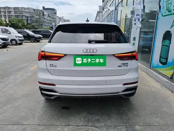 Audi Q3 2021