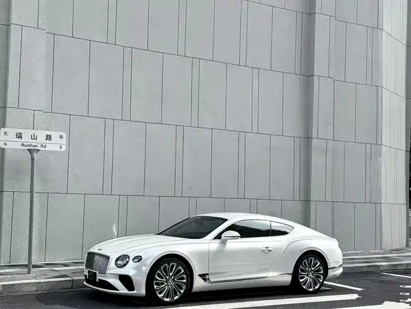 Bentley Continental 2020