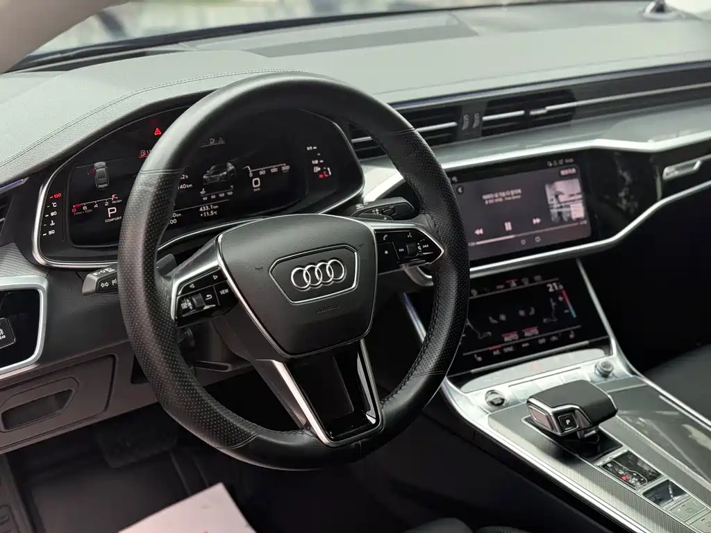 Audi A7 2023 — фото 7