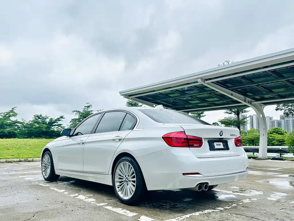 BMW 3 Series 2018