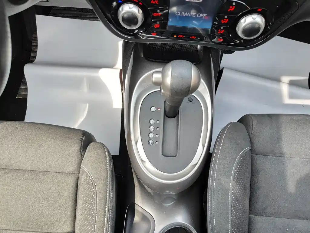 Infiniti ESQ 2018 — фото 12